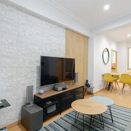 Apartment Comodo Y Moderno Piso En By *