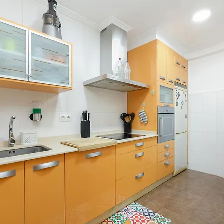 Comodo Y Moderno Piso En By Apartment *