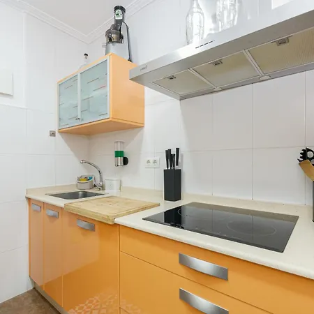 Apartment Comodo Y Moderno Piso En By